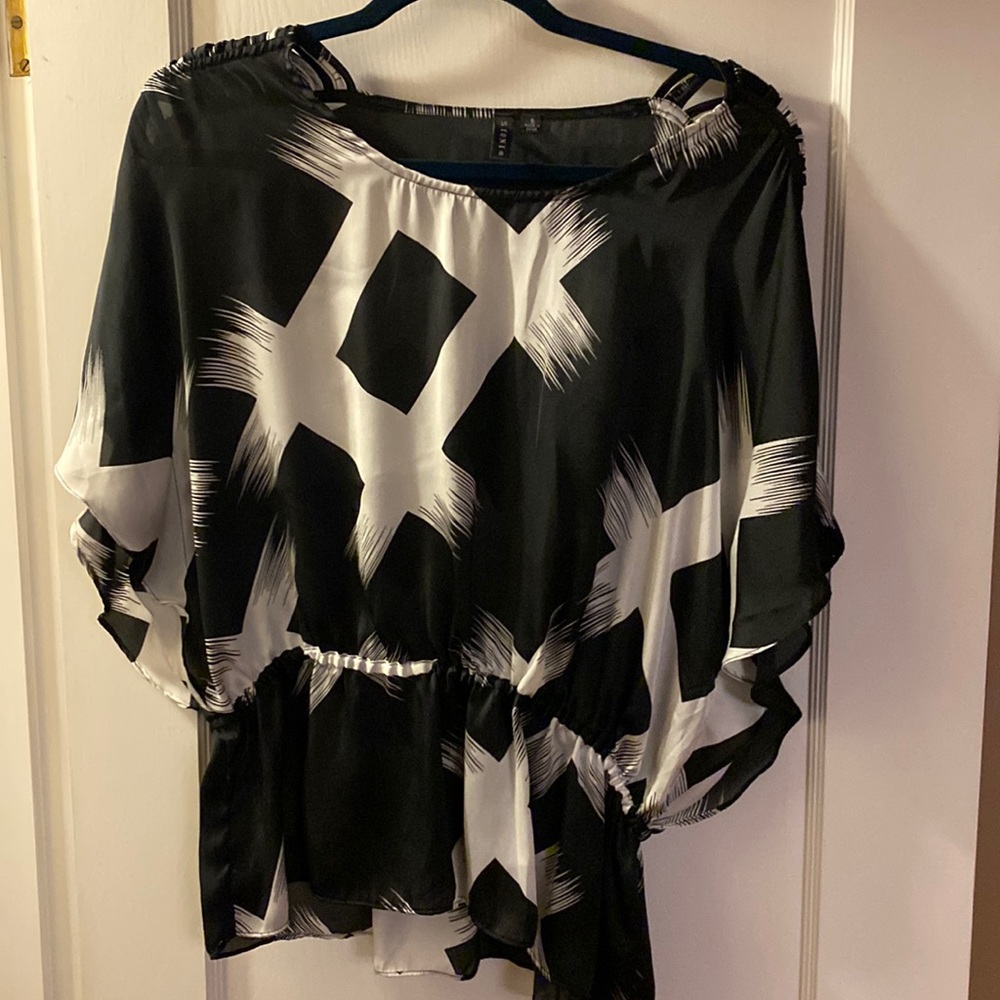 Sioni dress shirt size small